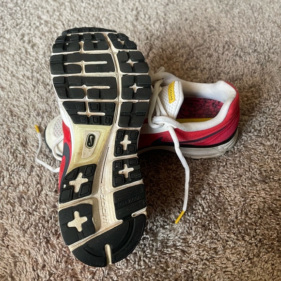 Nike Livestrong shoes - Picture 5 of 6